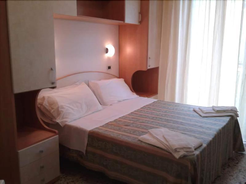 Hotel Oregon Ρίμινι Εξωτερικό φωτογραφία